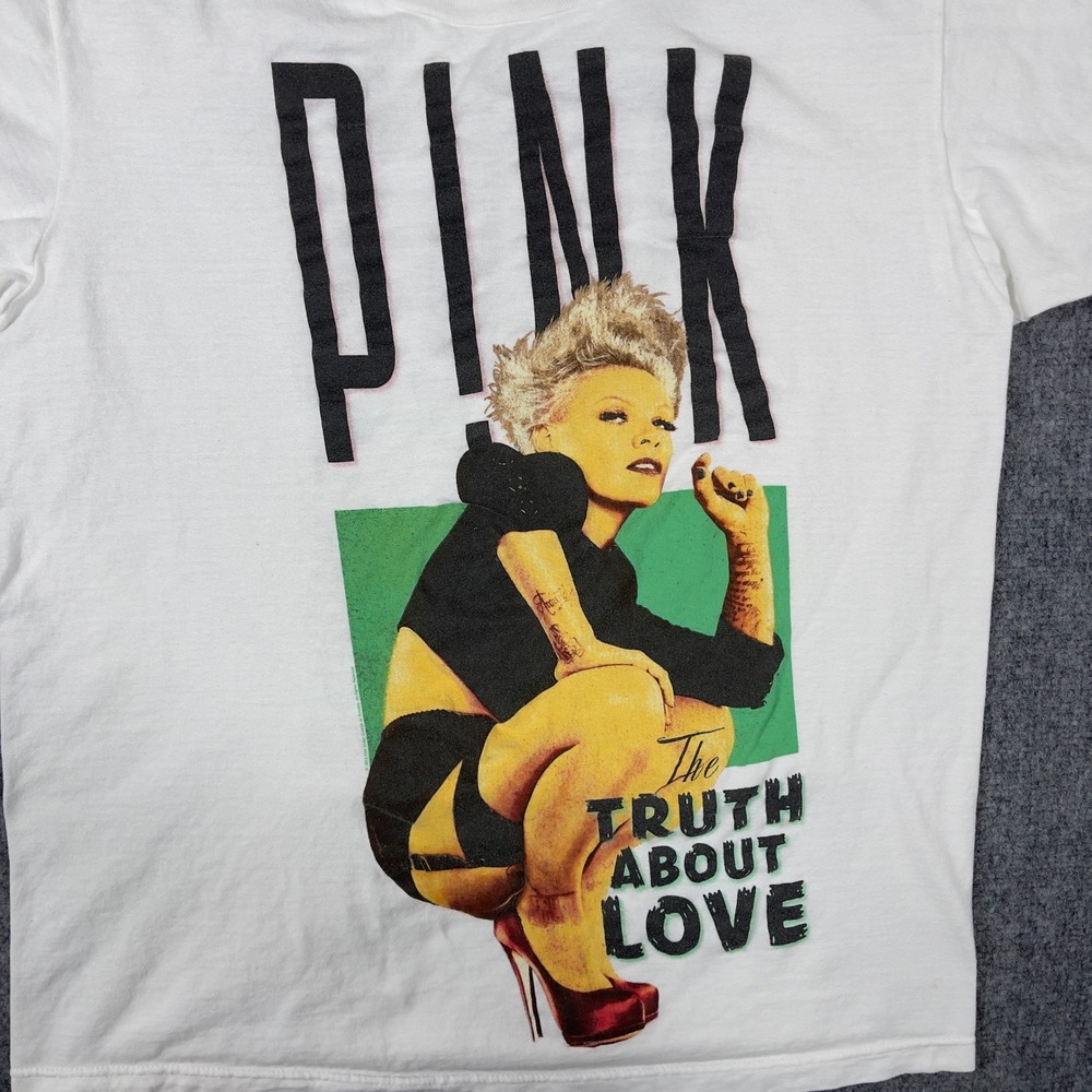 P!nk The Truth About Love Tour 2013 T-Shirt Adult Medium White Graphic Concert - Picture 8 of 9